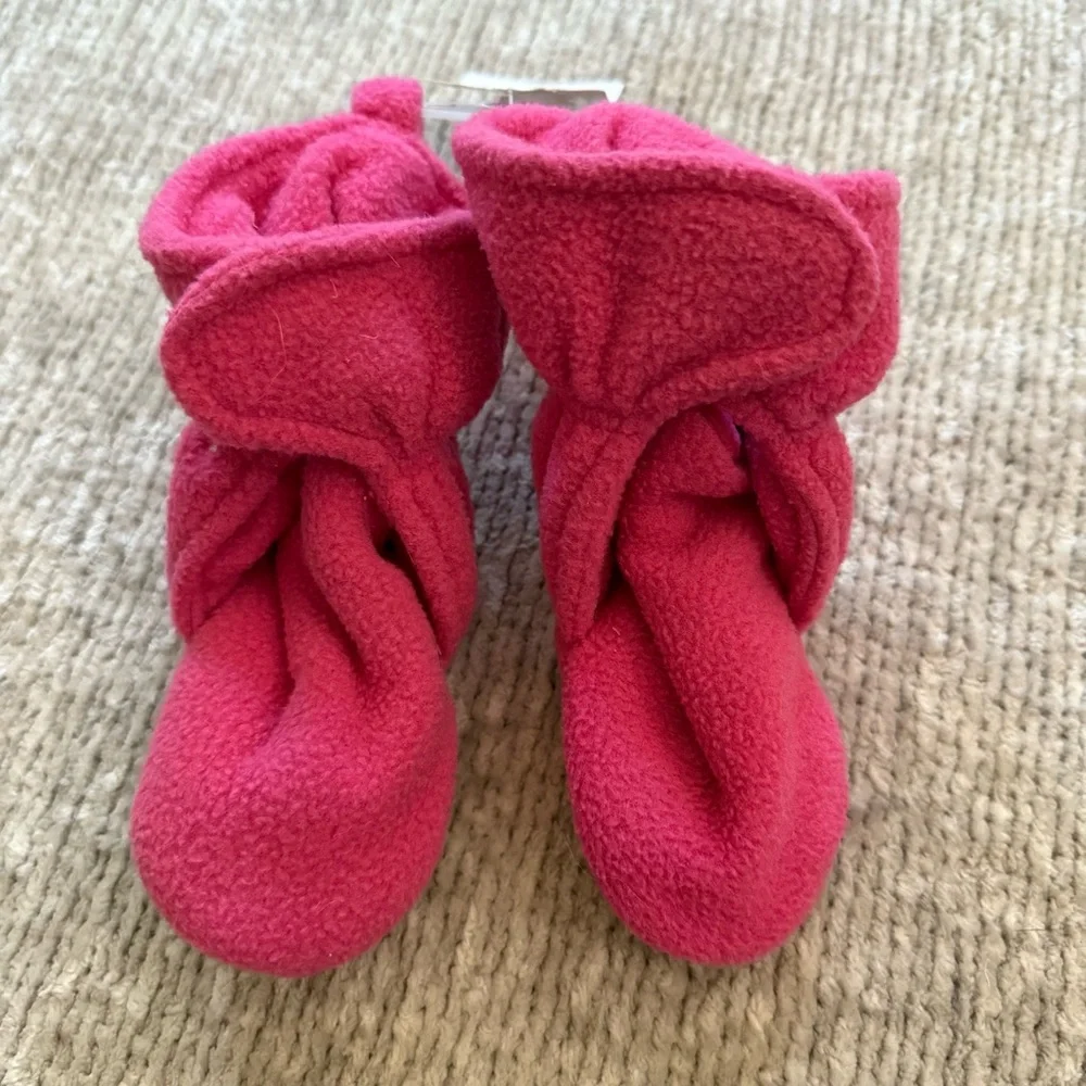 Hudson Baby Fleece Scooties Booties Pink Infant Slippers Non-Skid Size 6-12M NWT